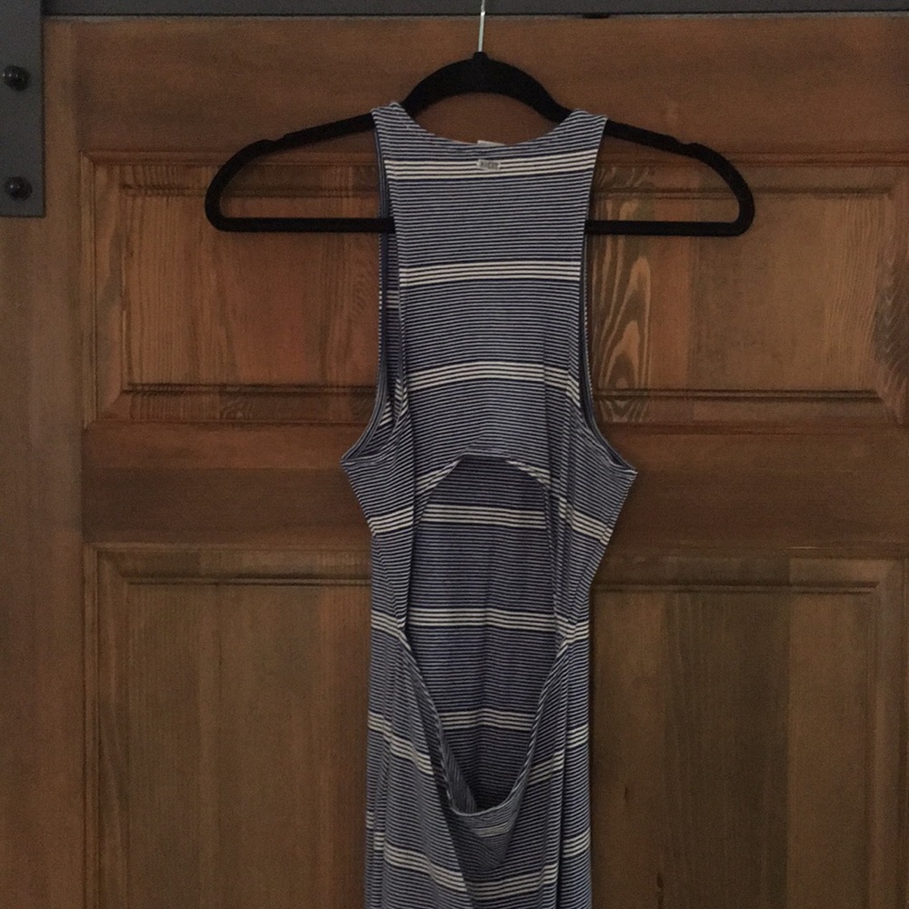 Striped Roxy Dress - Picture 4 of 4
